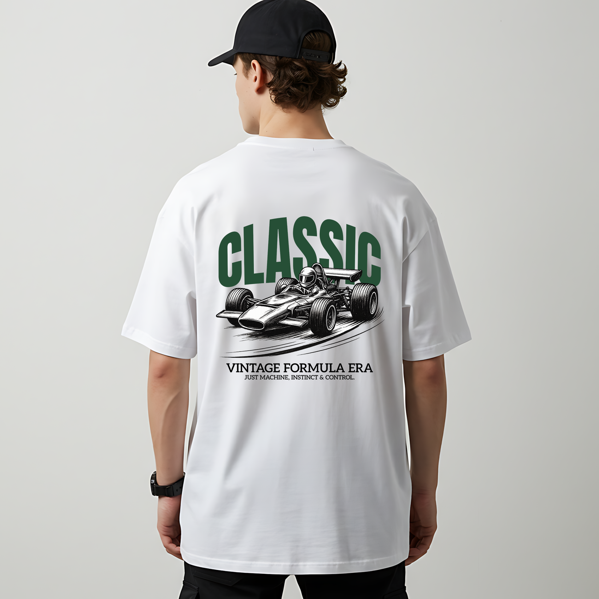 CLASSIC – Oversize Vintage Formula T-Shirt